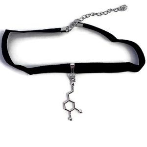 Dopamine Molecule Choker